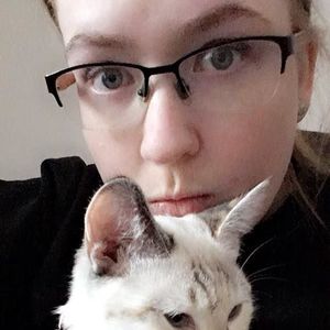 Meet your Posher, Danika